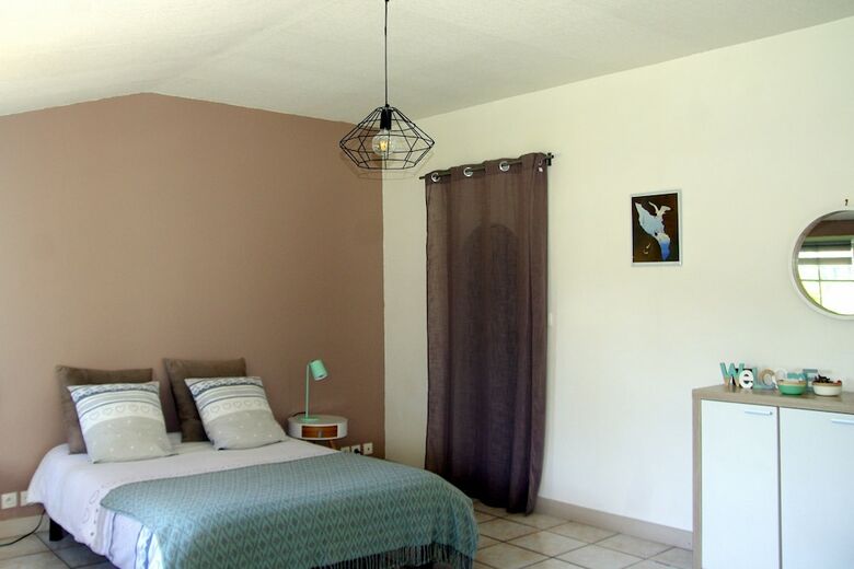 Bed & Breakfast Chambre D'h�tes La Pergola Du Sourire