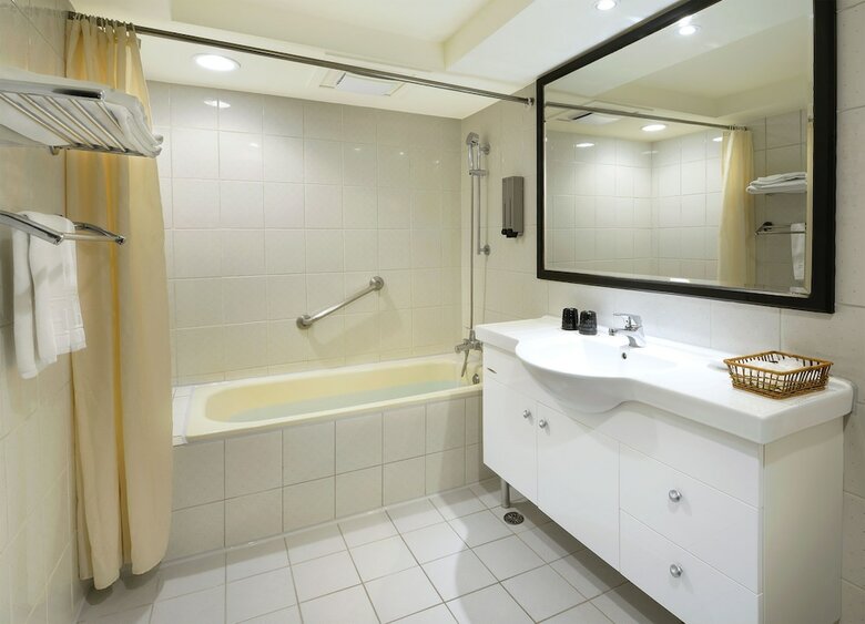 Green Garden Apartments-a