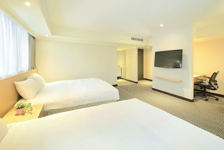 Green Garden Apartments-a