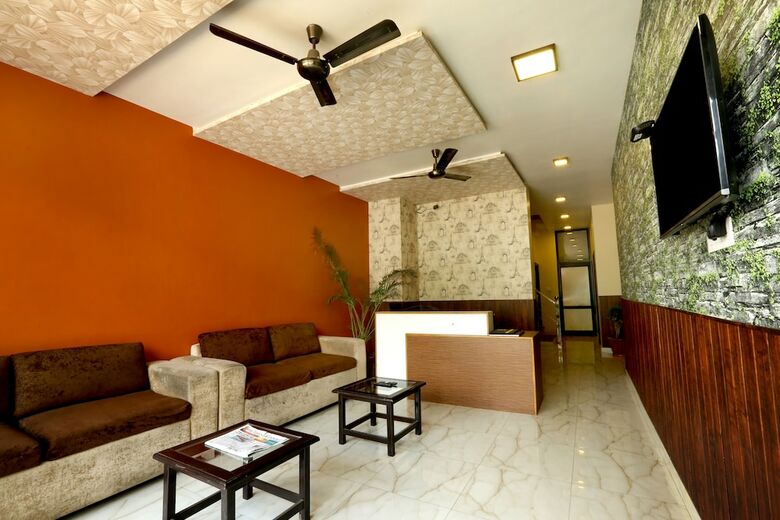 Hotel Peepal Tree