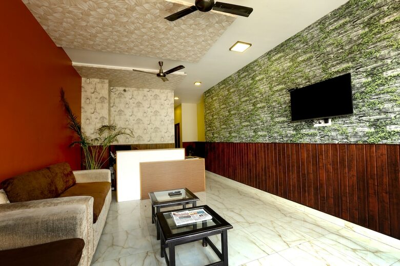 Hotel Peepal Tree