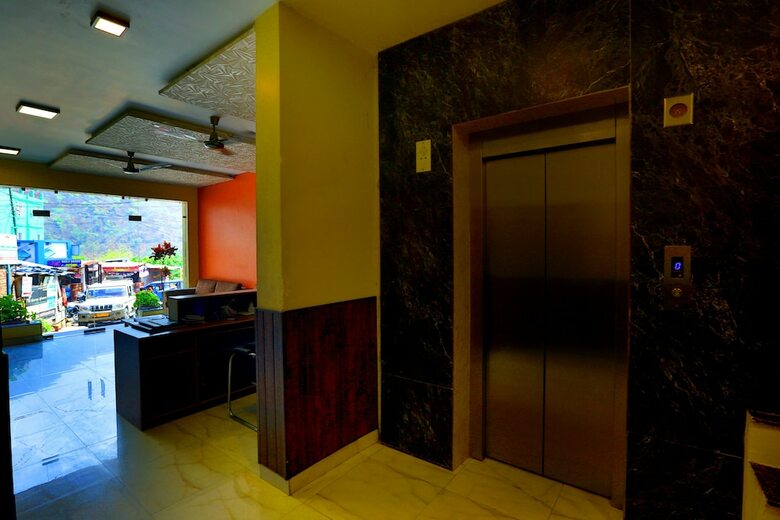 Hotel Peepal Tree