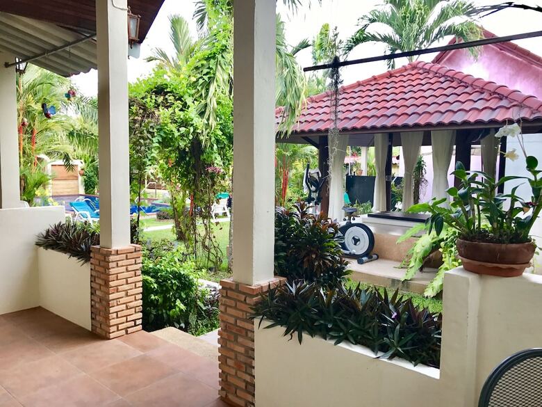 Hotel Falang Paradise