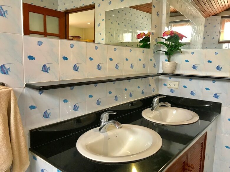 Hotel Falang Paradise
