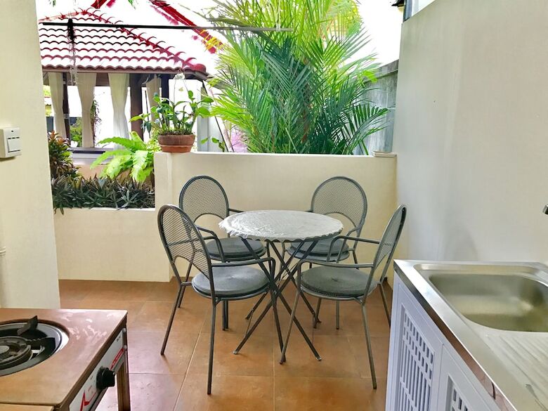 Hotel Falang Paradise