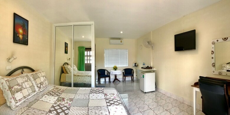 Hotel Falang Paradise