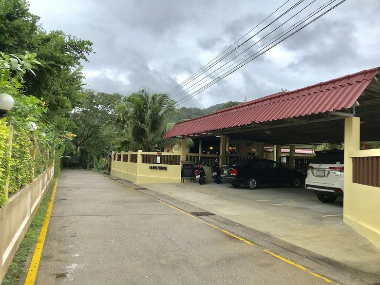 Hotel Falang Paradise