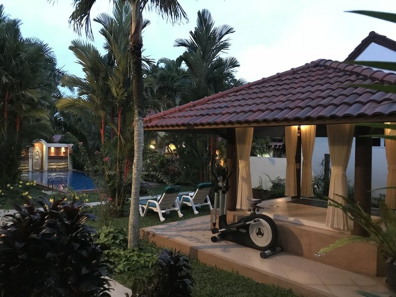 Hotel Falang Paradise