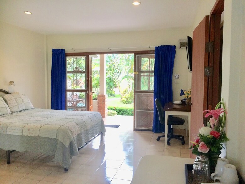Hotel Falang Paradise