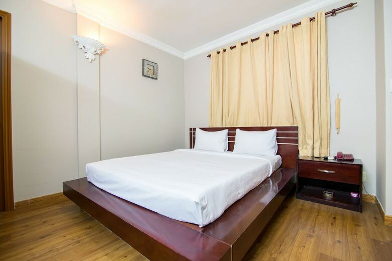 Quynh Giang Hotel