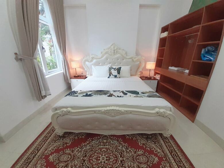 Sunshine Villa
