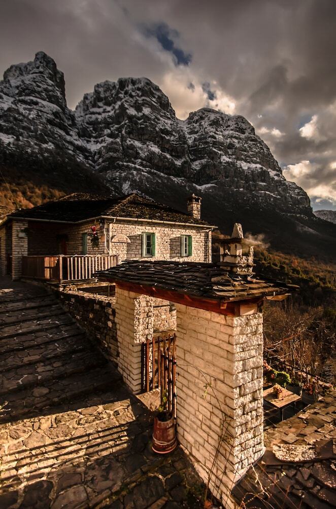 Hotel Guesthouse Iro