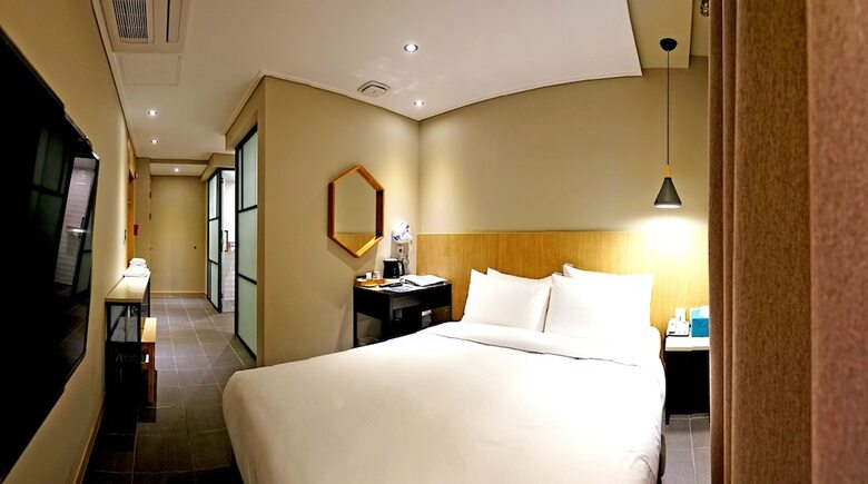 Hotel Millhaus Shinchon