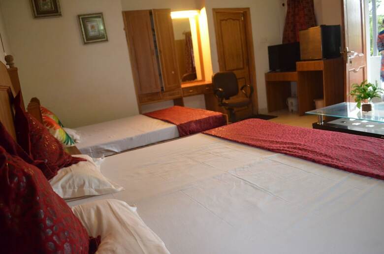 Hotel Centre Point Resorts And Club
