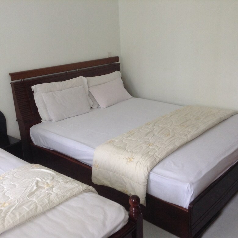 Sea Moon Hotel