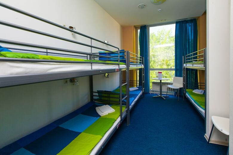 Hostal England Hotel Tyumen Centre