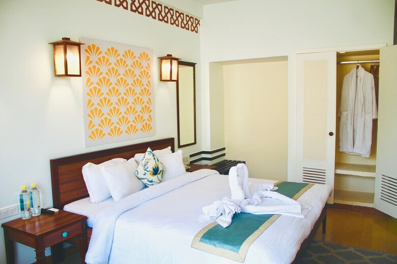 Hotel Yog Niketan By Sanskriti