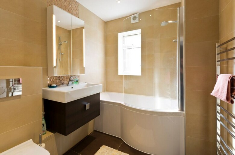 Hotel Leafy Suburban Bed & Breakfast