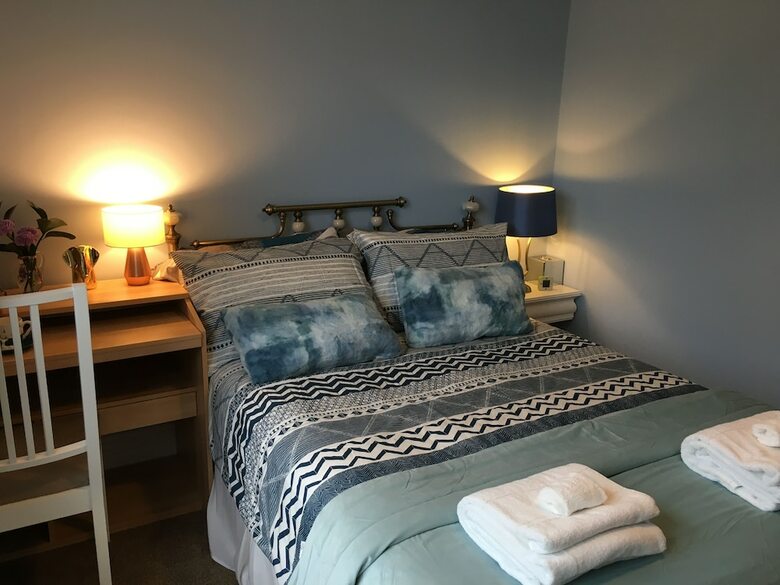 Hotel Leafy Suburban Bed & Breakfast