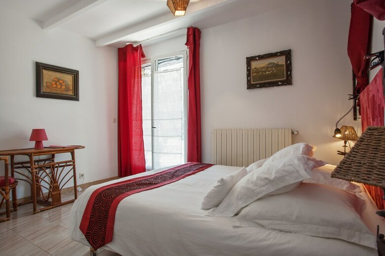 Bed & Breakfast Chambres Et Table D'h�tes La Cascade