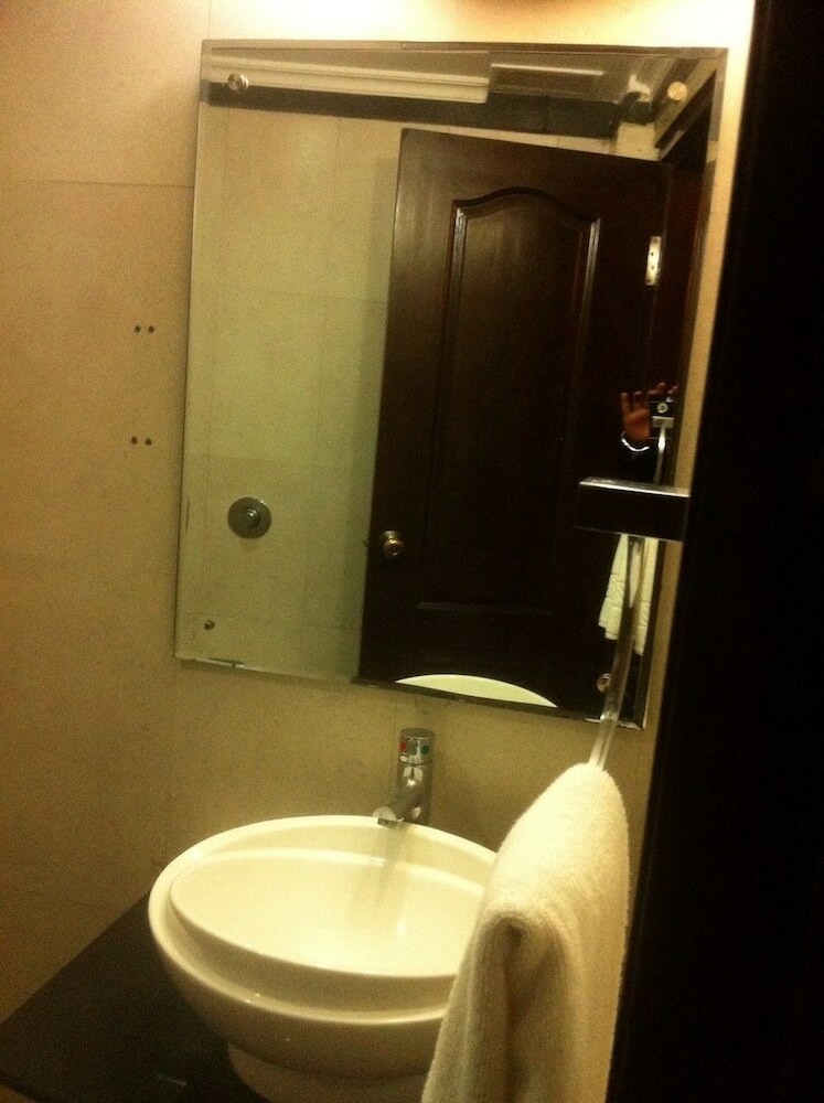 Hotel Grand Dhillon