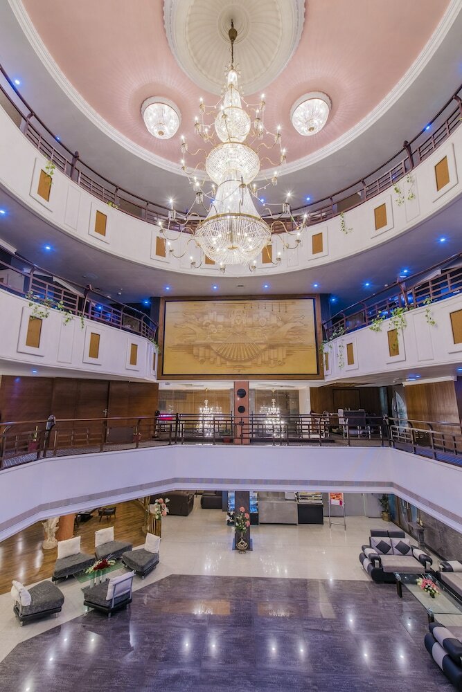 Hotel Grand Dhillon