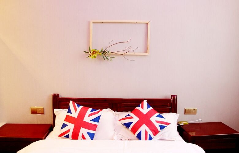 Hostal Bayou Youth Hostel