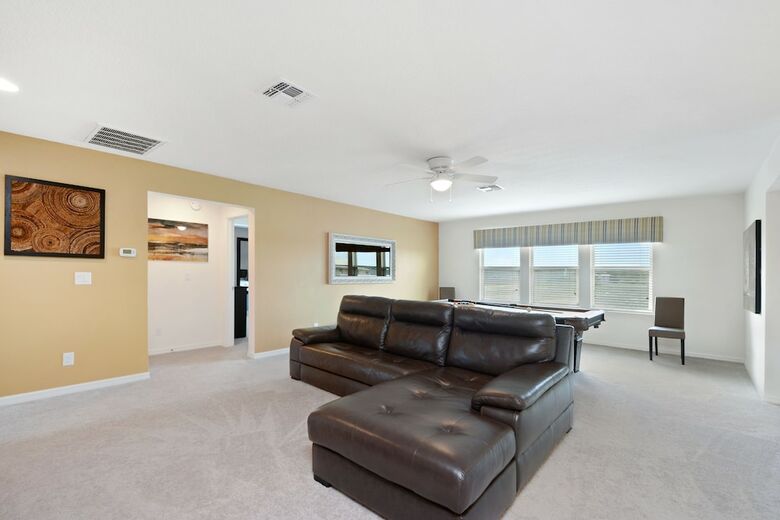 1287yc - West Haven Gated Community