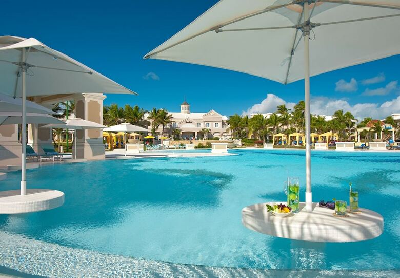 Hotel Sandals Emerald Bay - All Inclusive Couples Only