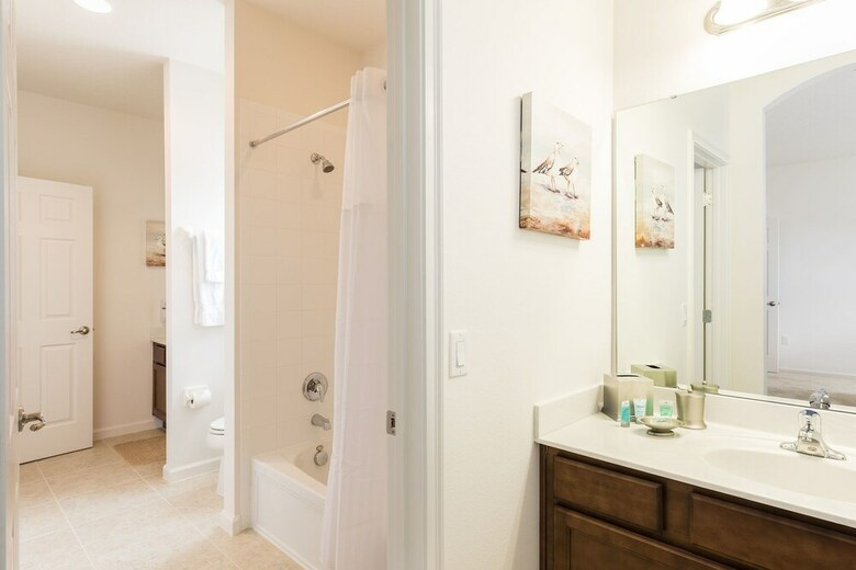 6132bo- Solterra Gated Resort