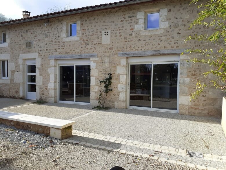 Bed & Breakfast Domaine Du Pompinaud