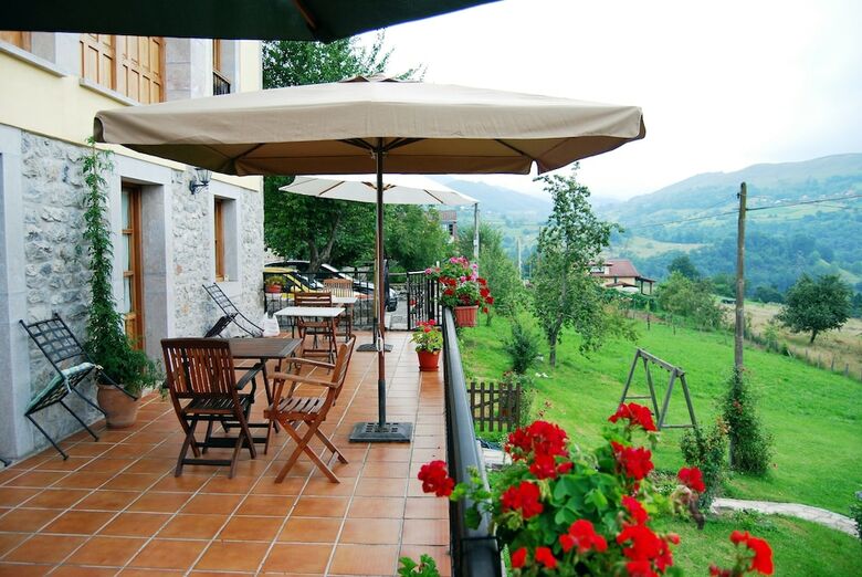 Hotel Balcon Picos De Europa