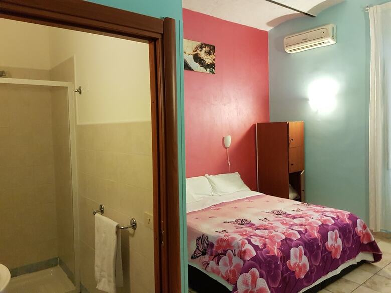 Hostal Rom�n Holidays Hostel