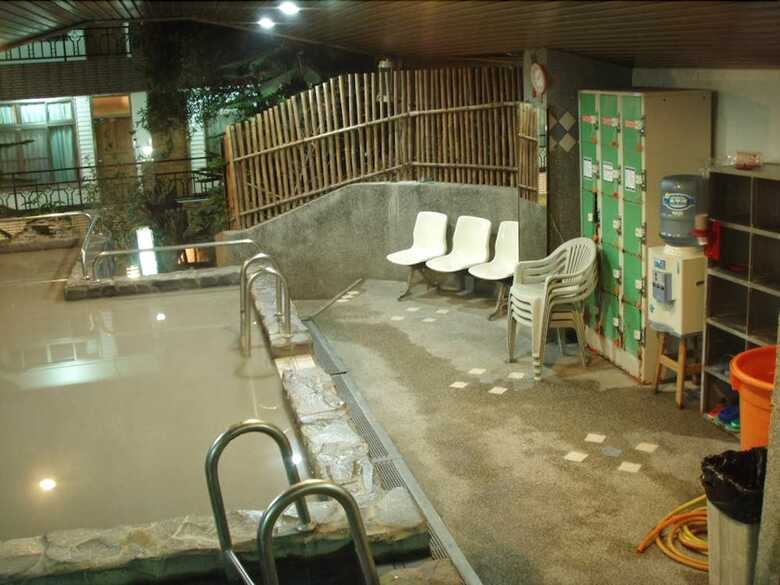 Hale Crane Volcanic Mud Hot Spring Hotel