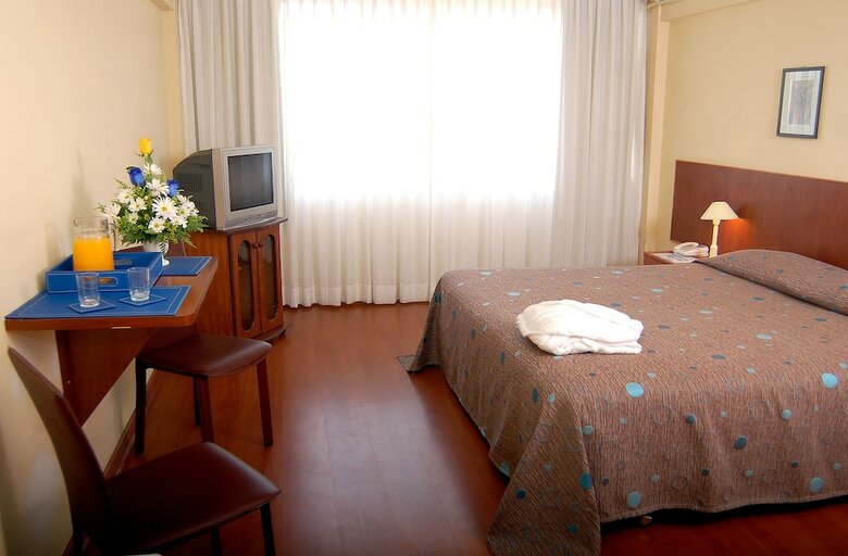 Hotel Imperio Suites