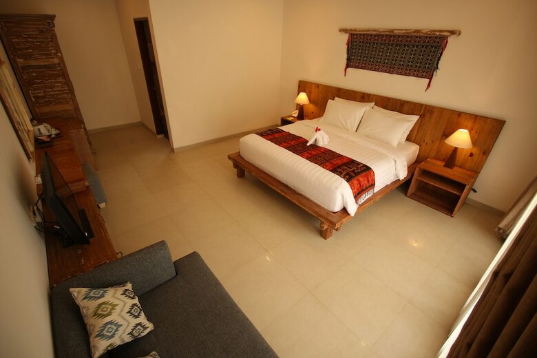 Mina Pelasa Hotel And Resto