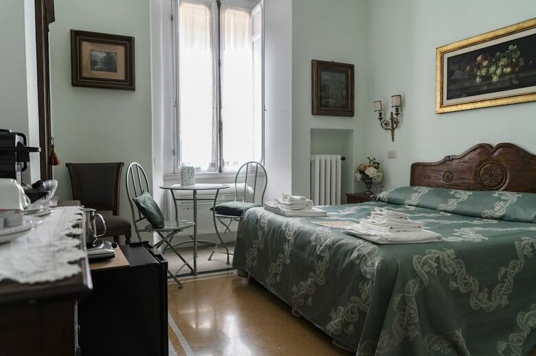 Bed & Breakfast Dante's Hell