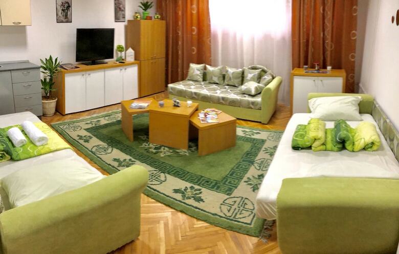 Hotel Wood Suites Belgrade