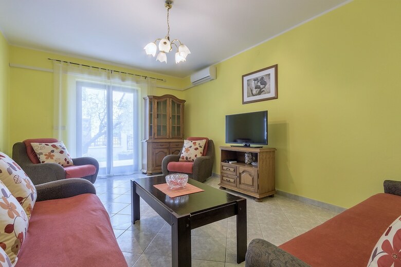Apartments Monte Grande