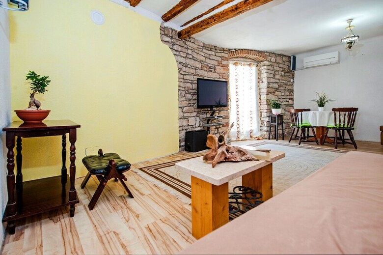 Apartment Sani