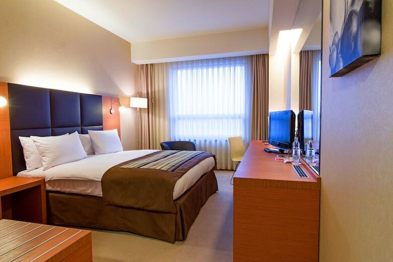 Hotel Ramada By Wyndham Oradea