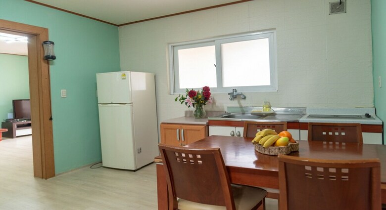 Pension Jeju Aewol Resort
