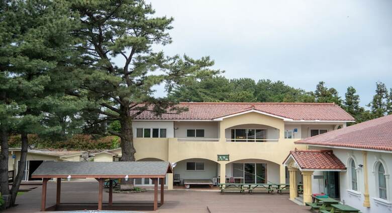 Pension Jeju Aewol Resort