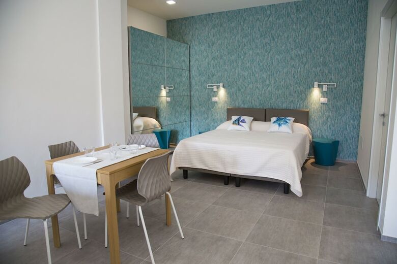 Hotel Rivabella Suite Apartments
