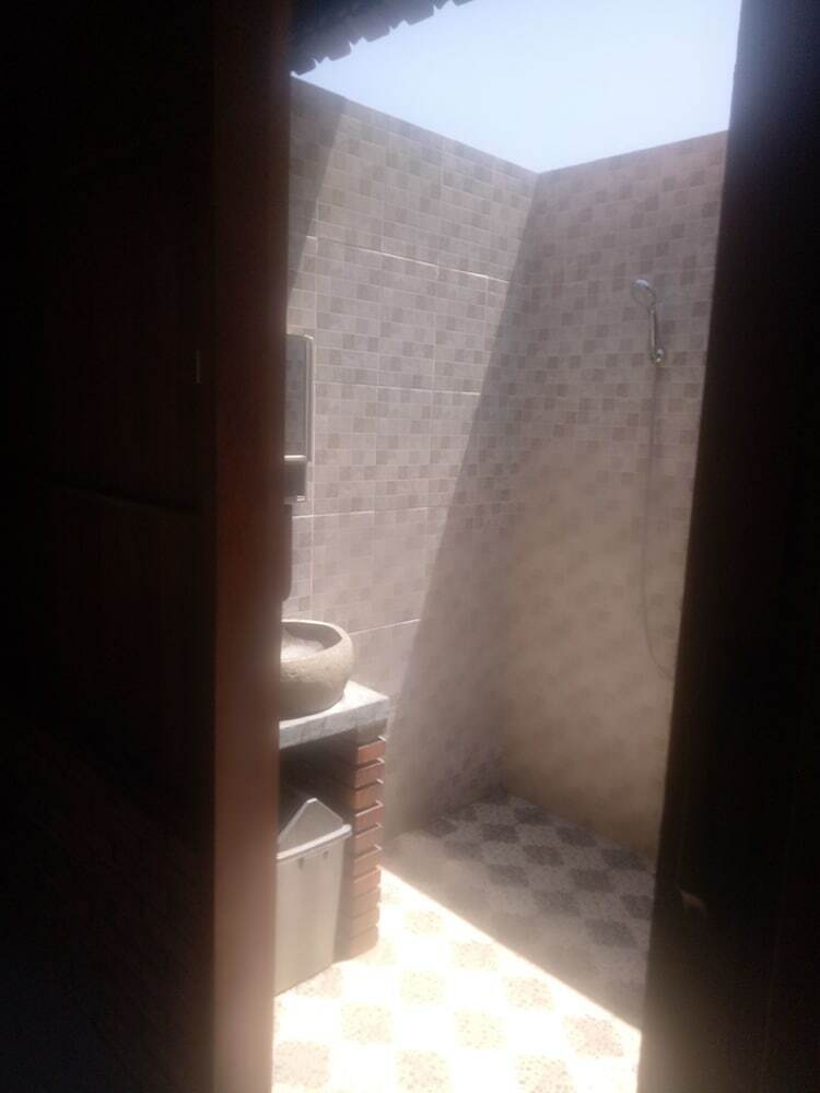 Hotel Khalisha Villa