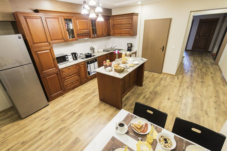 Azara Bed And Breakfast