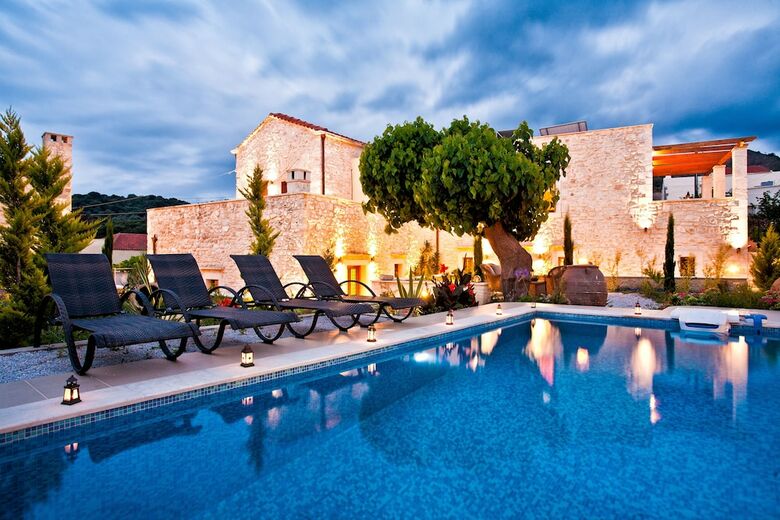 Aparthotel Arcus Suites