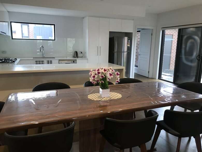 Glen Manor 3