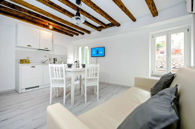 Apartment Ca 1620 - Rosa Selvatica