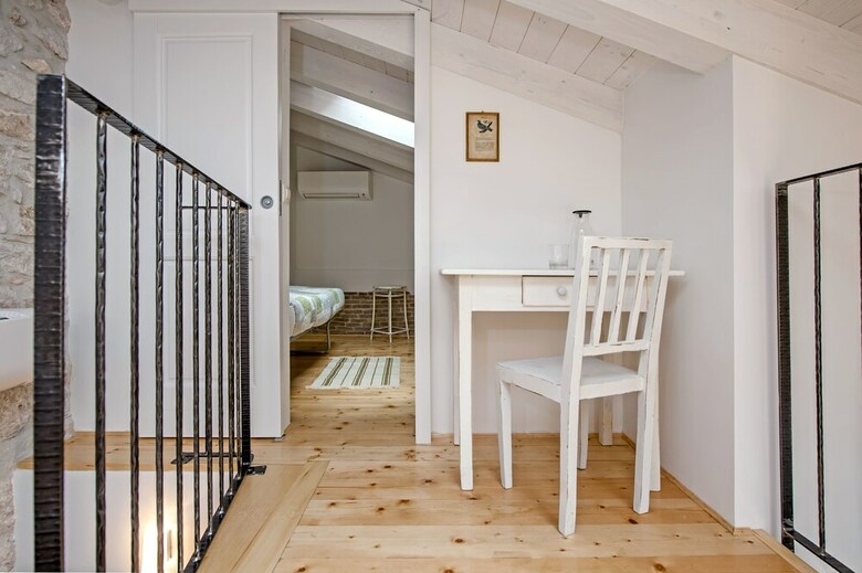 Apartment Blue Note